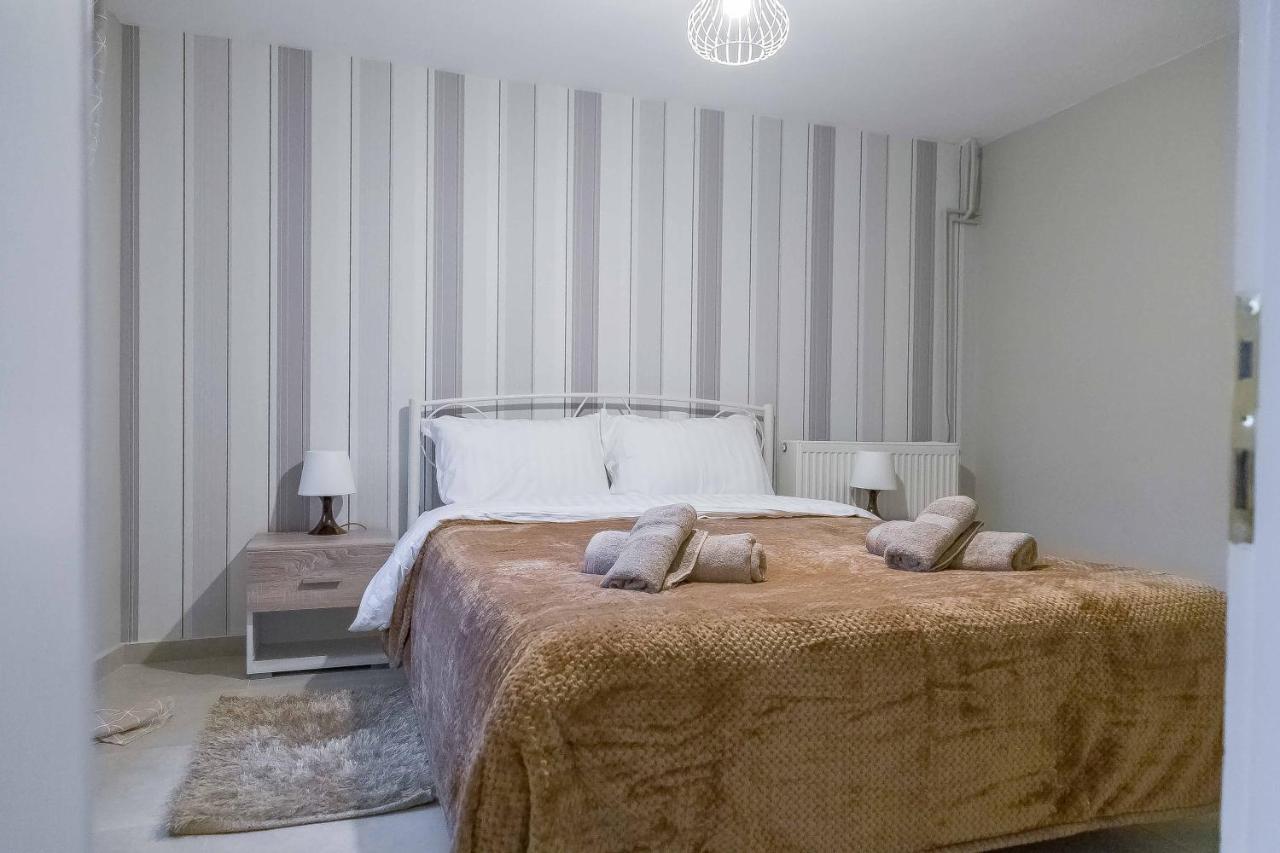 Historic Luxury House In The Heart Of Meteora Villa Kalambaka Bagian luar foto