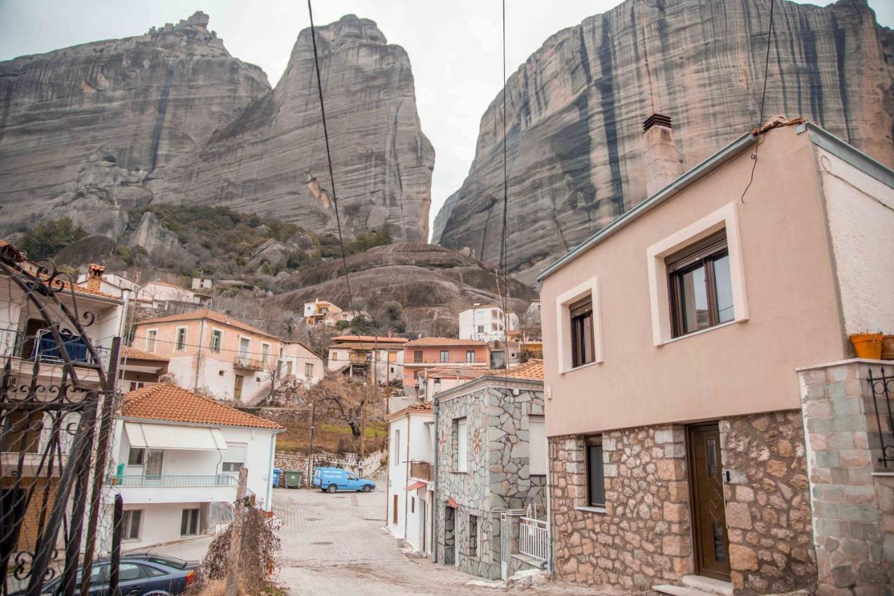 Historic Luxury House In The Heart Of Meteora Villa Kalambaka Bagian luar foto