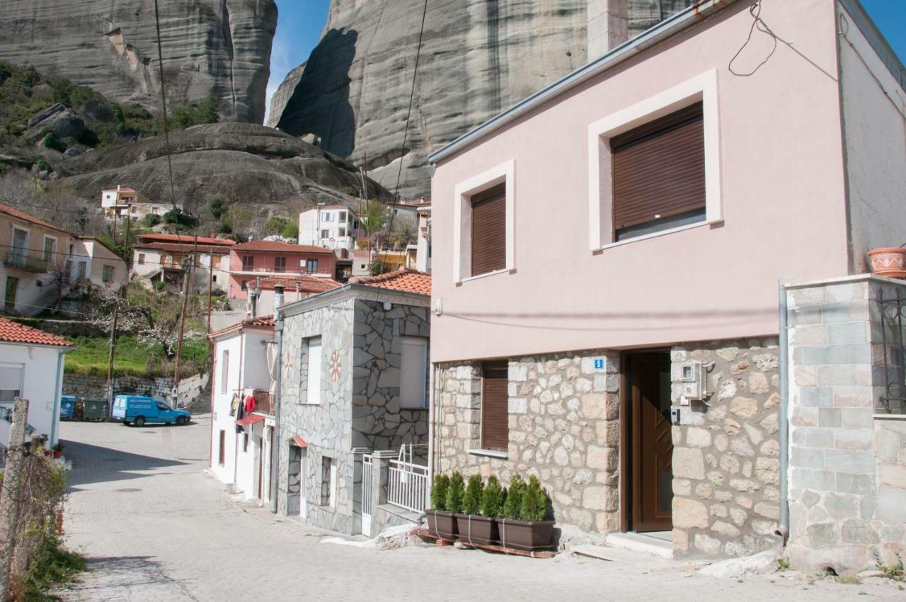 Historic Luxury House In The Heart Of Meteora Villa Kalambaka Bagian luar foto