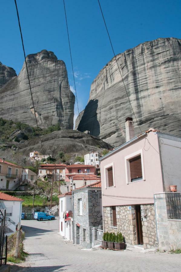 Historic Luxury House In The Heart Of Meteora Villa Kalambaka Bagian luar foto